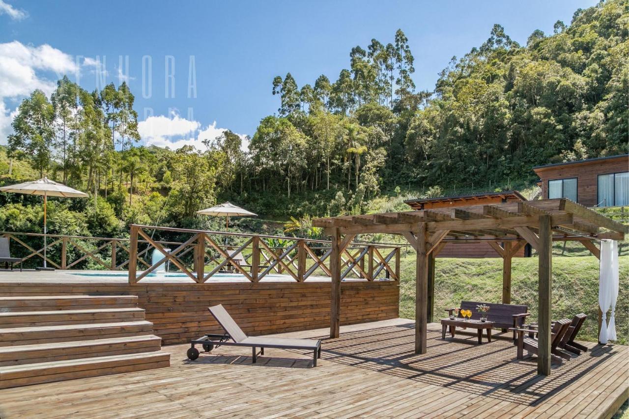 Aguas Mornas Villas Mornas Espaco De Eventos E Hospedagem Boutique المظهر الخارجي الصورة