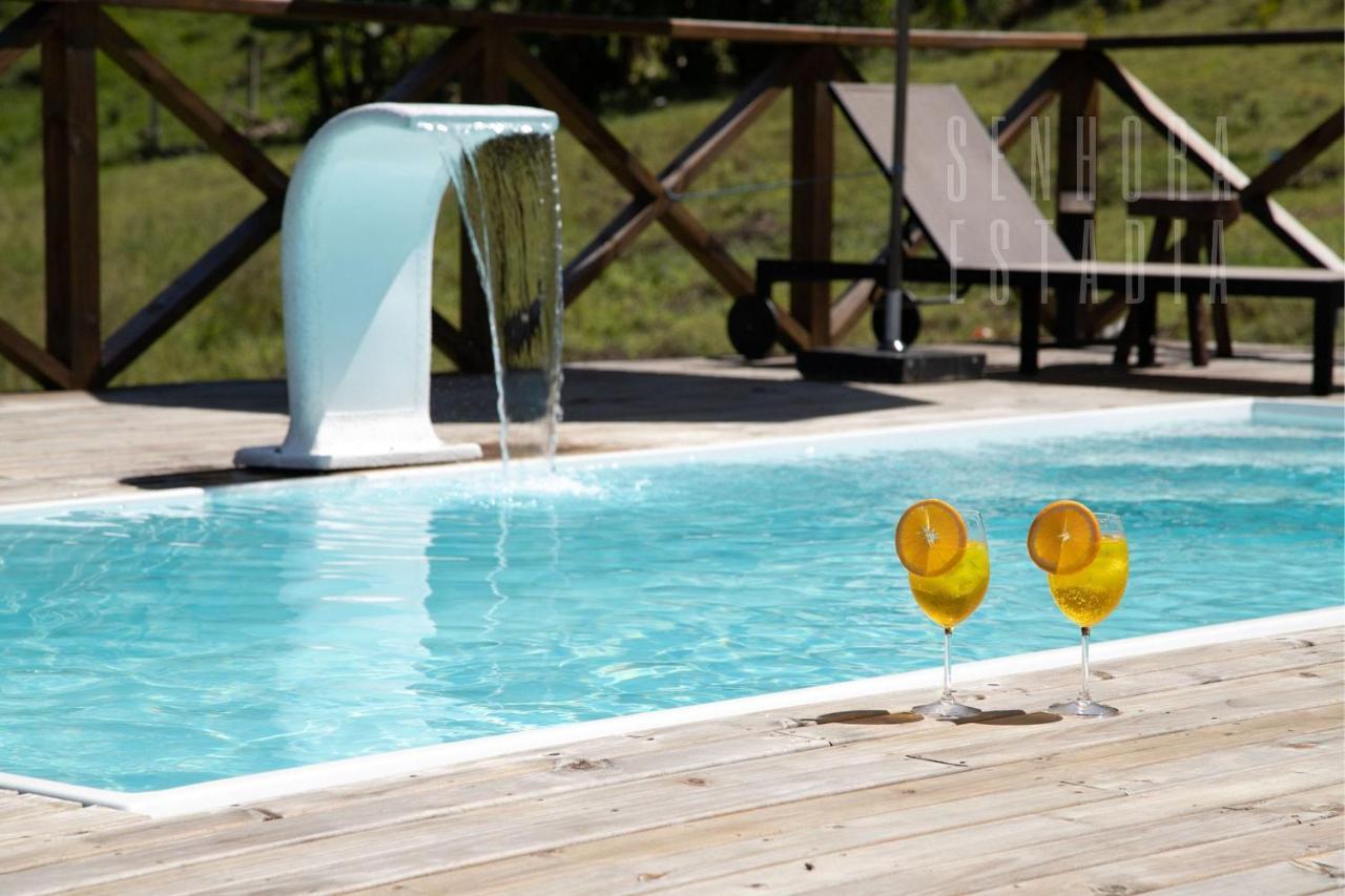 Aguas Mornas Villas Mornas Espaco De Eventos E Hospedagem Boutique المظهر الخارجي الصورة