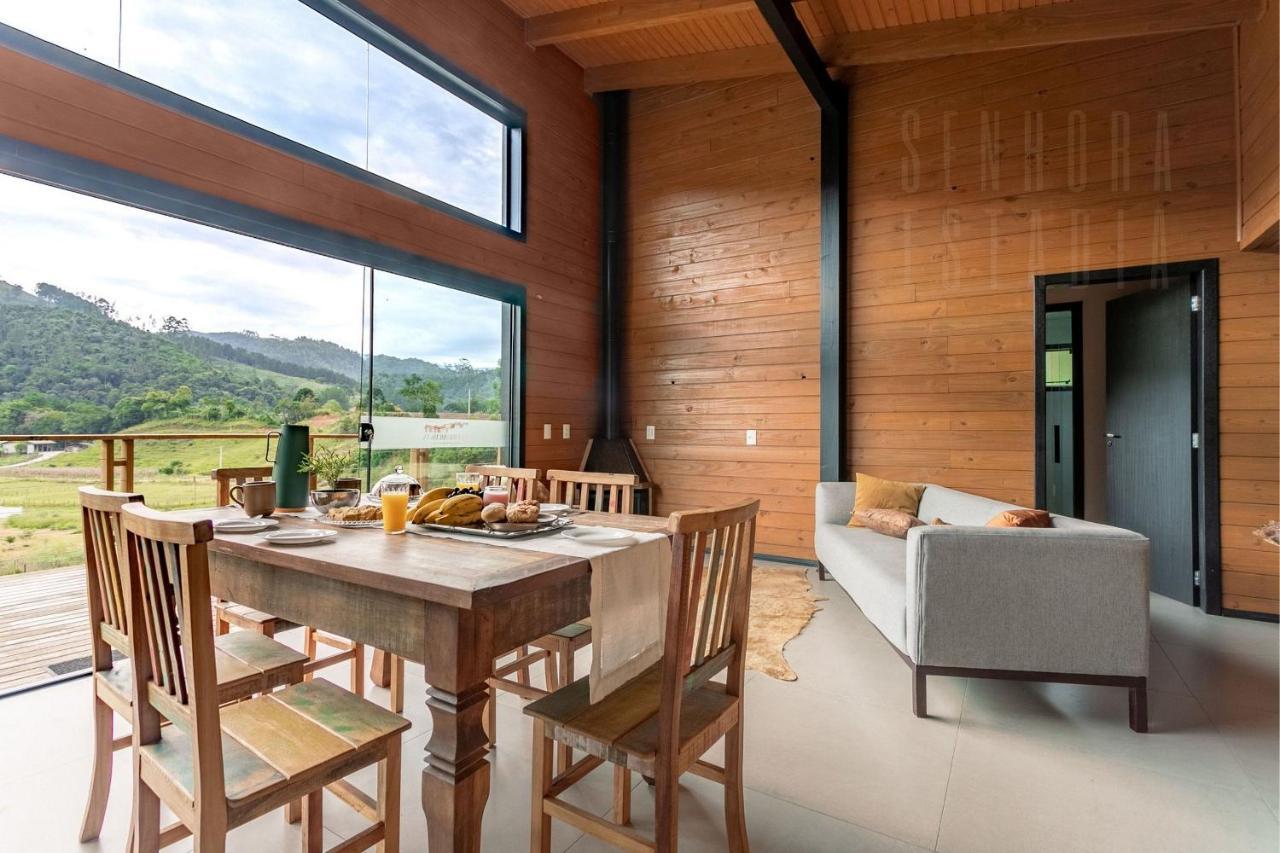 Aguas Mornas Villas Mornas Espaco De Eventos E Hospedagem Boutique المظهر الخارجي الصورة