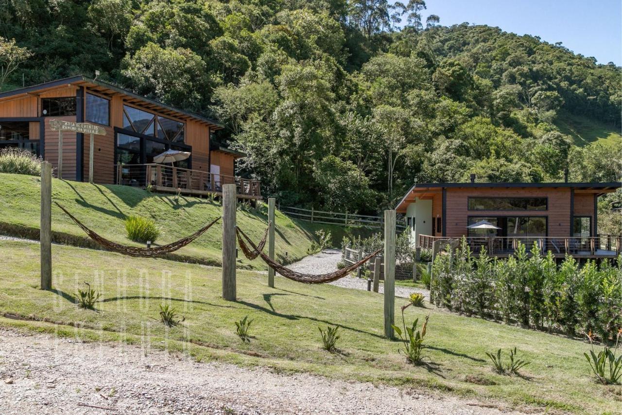 Aguas Mornas Villas Mornas Espaco De Eventos E Hospedagem Boutique المظهر الخارجي الصورة