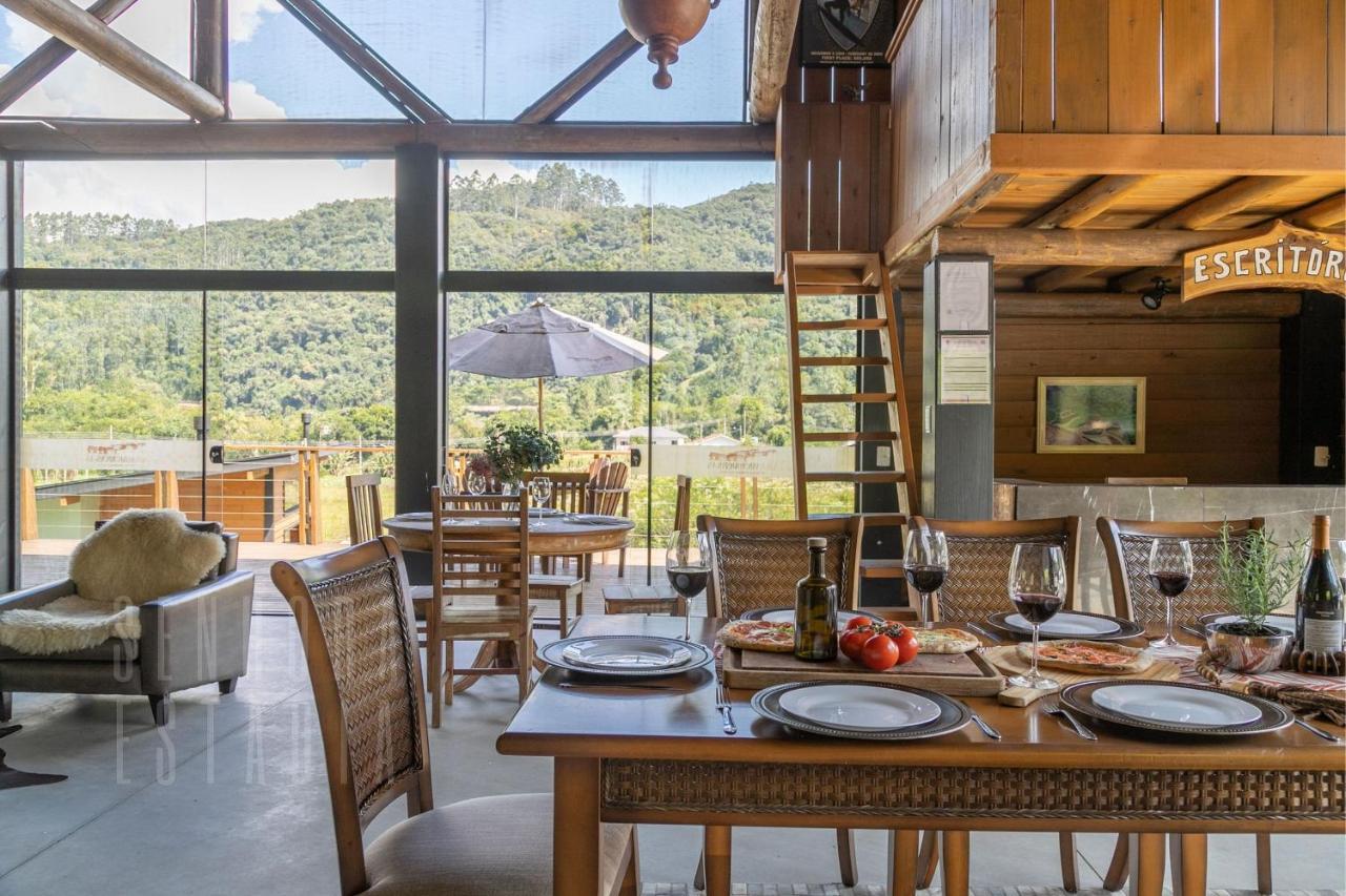 Aguas Mornas Villas Mornas Espaco De Eventos E Hospedagem Boutique المظهر الخارجي الصورة