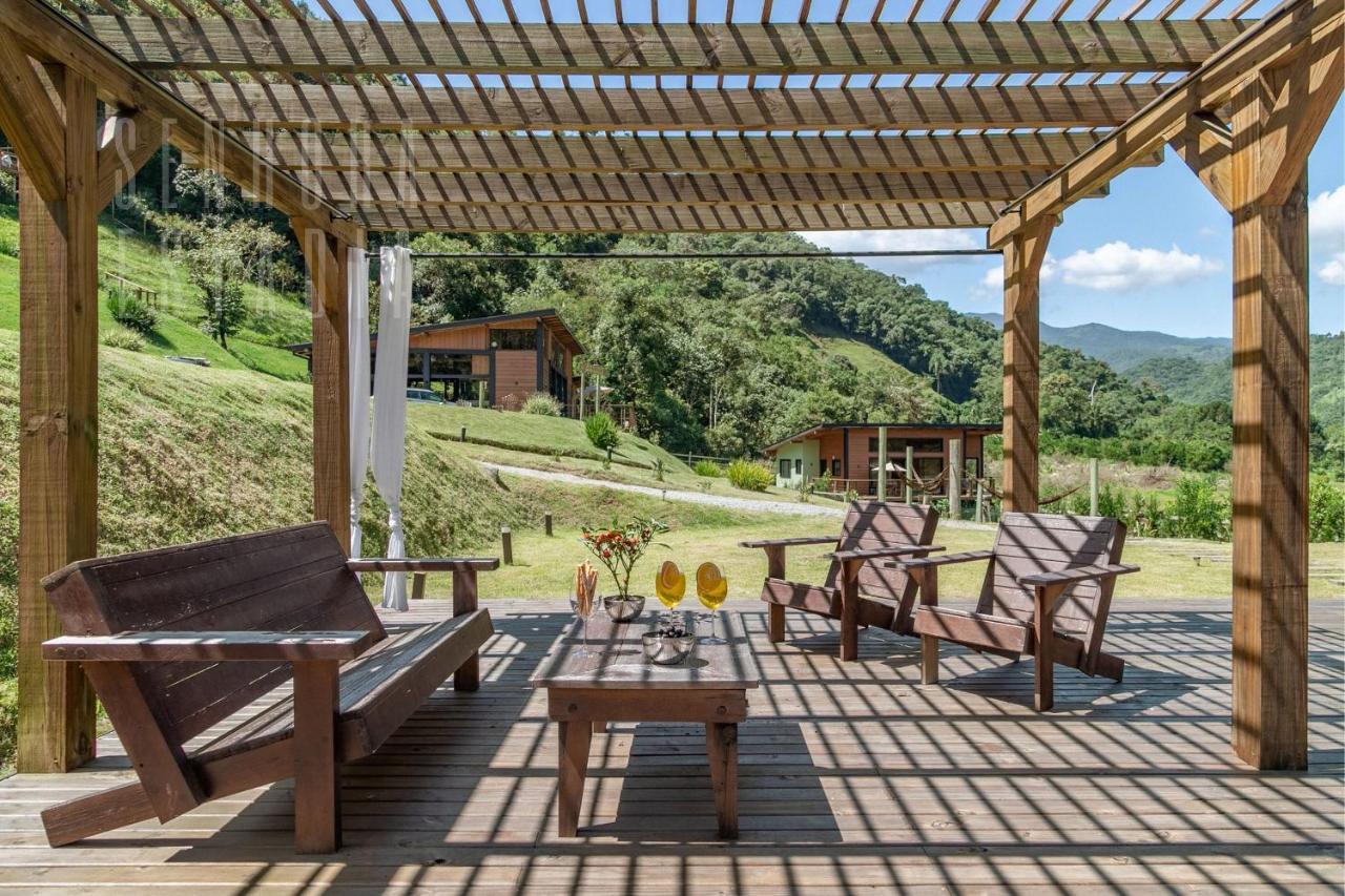 Aguas Mornas Villas Mornas Espaco De Eventos E Hospedagem Boutique المظهر الخارجي الصورة