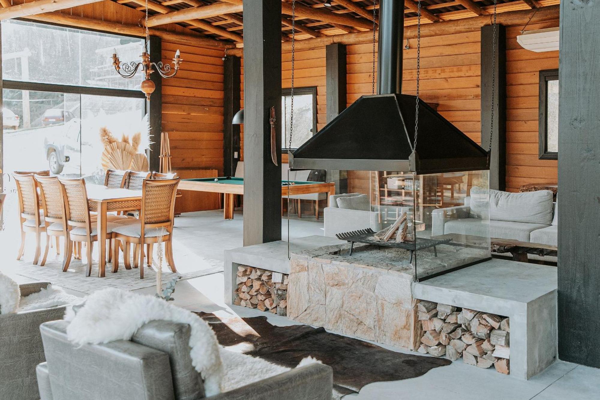 Aguas Mornas Villas Mornas Espaco De Eventos E Hospedagem Boutique المظهر الخارجي الصورة